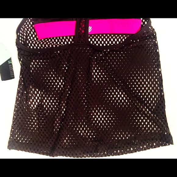 NWT Black Net Workout Tank w/ Built-In Sports Bra - Picture 6 of 8